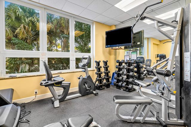 1000 Lowry Street 6b, Delray Beach, FL 33483