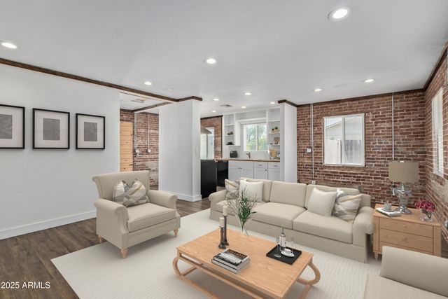 2615 N 29TH Place, Phoenix, AZ 85008