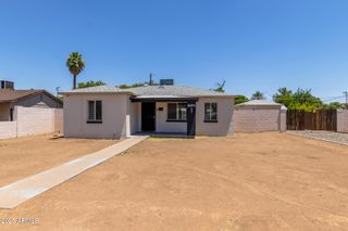 2615 N 29TH Place, Phoenix, AZ 85008
