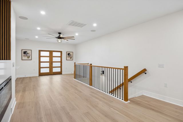 1206 Vermont Avenue, Dallas, TX 75216