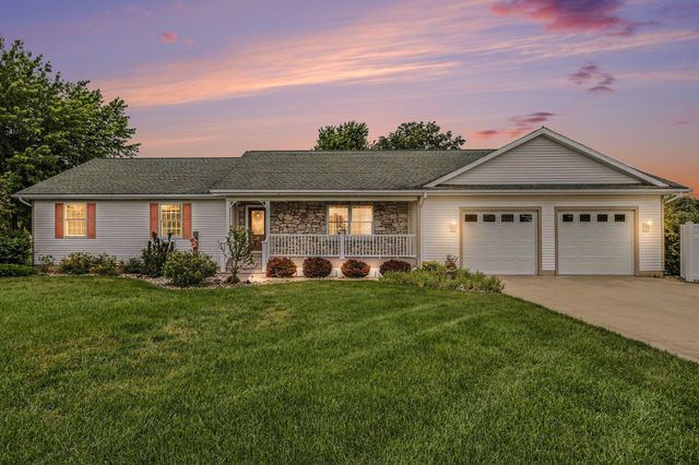 29390 Saddlebred Lane, Pokagon Twp, MI 49047