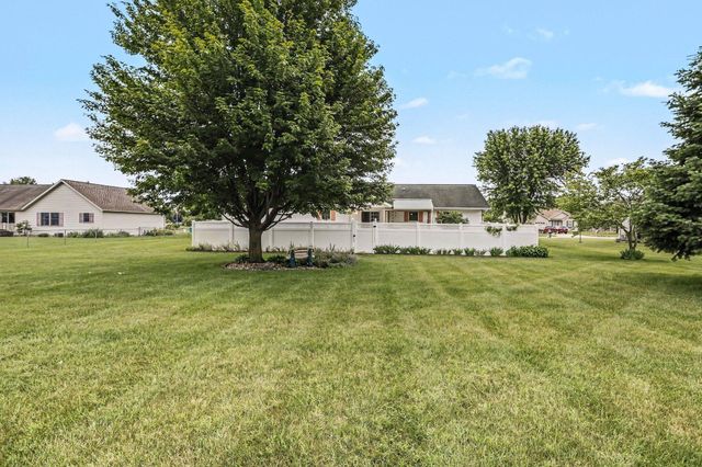 29390 Saddlebred Lane, Pokagon Twp, MI 49047
