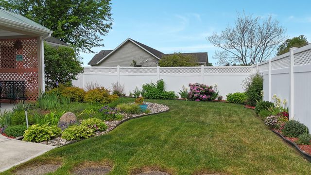 29390 Saddlebred Lane, Pokagon Twp, MI 49047