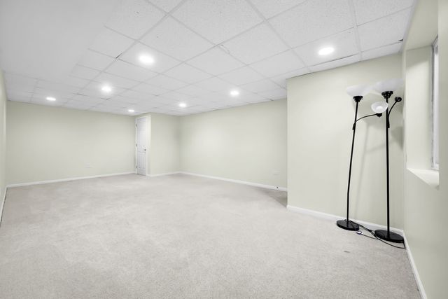 2451 Stonegate Road, Algonquin, IL 60102