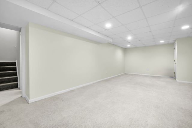 2451 Stonegate Road, Algonquin, IL 60102