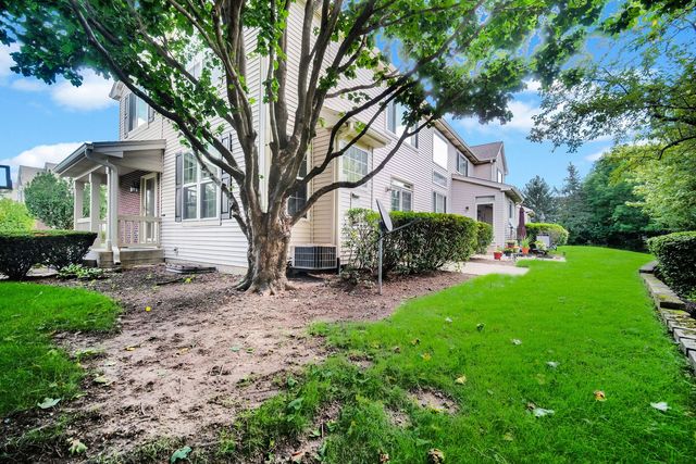 2451 Stonegate Road, Algonquin, IL 60102