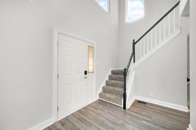 2451 Stonegate Road, Algonquin, IL 60102