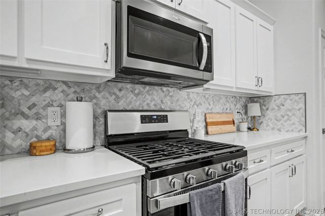 1905 W Huntsville Place, Broken Arrow, OK 74011