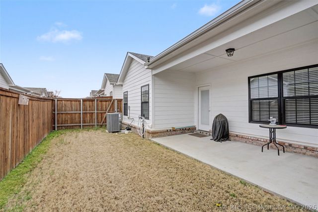 1905 W Huntsville Place, Broken Arrow, OK 74011