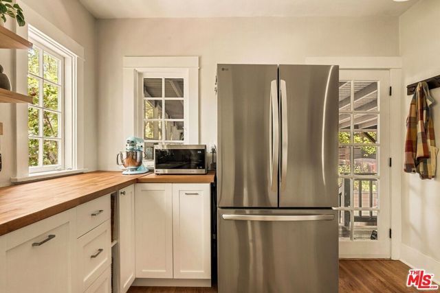 1788 N Los Robles Avenue, Pasadena, CA 91104