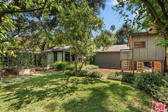 1788 N Los Robles Avenue, Pasadena, CA 91104