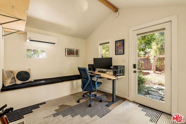 1788 N Los Robles Avenue, Pasadena, CA 91104