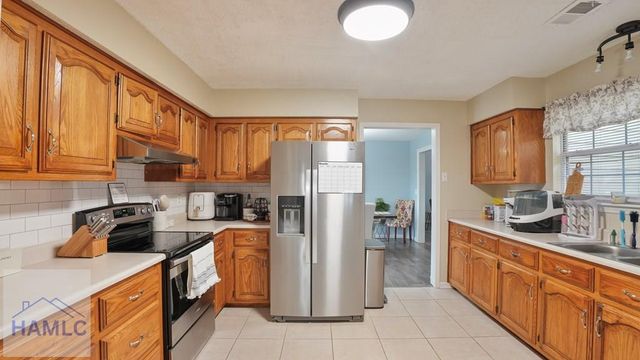 17 Jekyll Island Road, Jesup, GA 31545