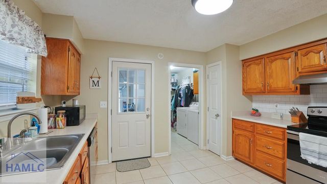 17 Jekyll Island Road, Jesup, GA 31545