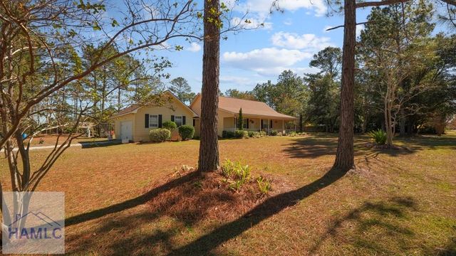 17 Jekyll Island Road, Jesup, GA 31545