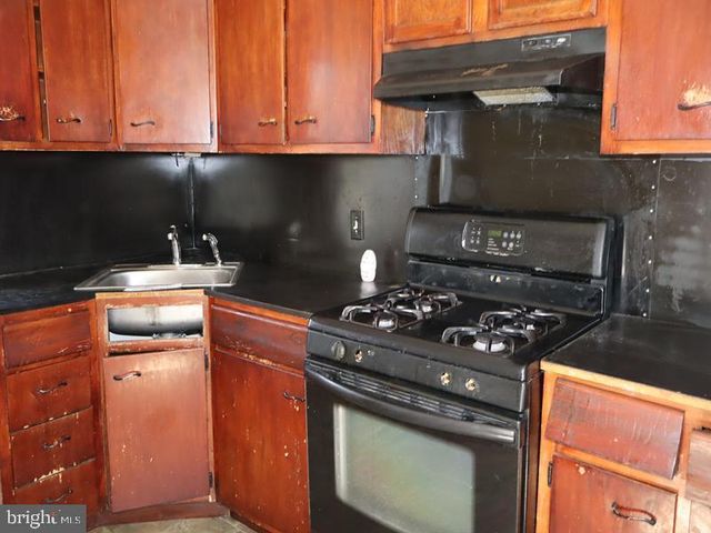 7208 CHESTNUT AVE, Elkins Park, PA 19027