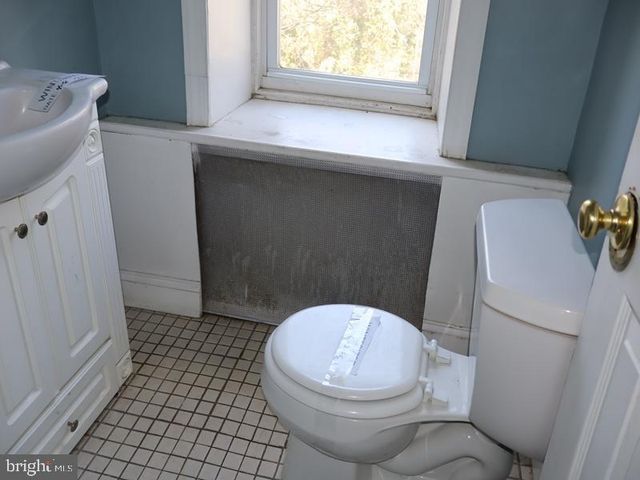 7208 CHESTNUT AVE, Elkins Park, PA 19027