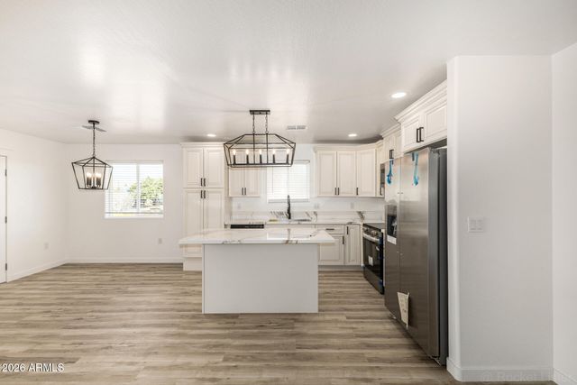 11506 W MISSOURI Avenue, Youngtown, AZ 85363