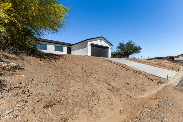 11506 W MISSOURI Avenue, Youngtown, AZ 85363