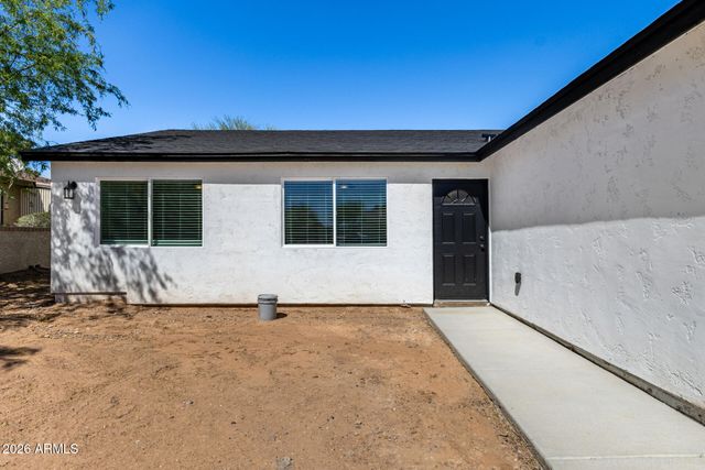 11506 W MISSOURI Avenue, Youngtown, AZ 85363