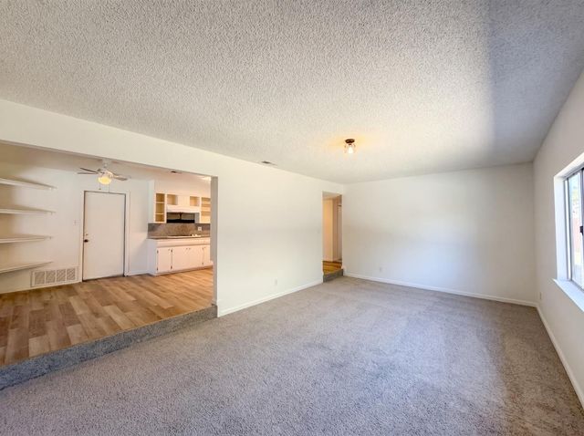 8845 Los Olivas Ct, Stockton, CA 95210