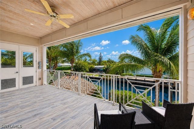 1571 Bonita LN, Naples, FL 34102