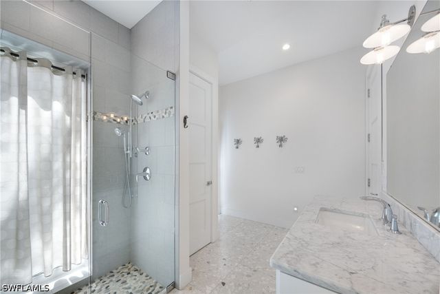1571 Bonita LN, Naples, FL 34102