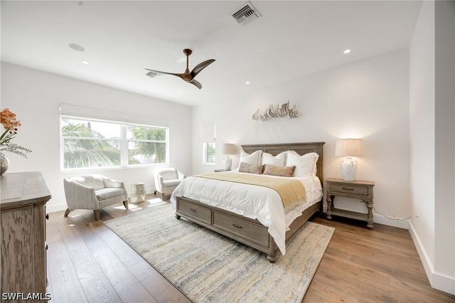 1571 Bonita LN, Naples, FL 34102