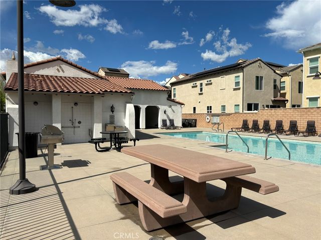3827 Grant Street 54, Corona, CA 92879