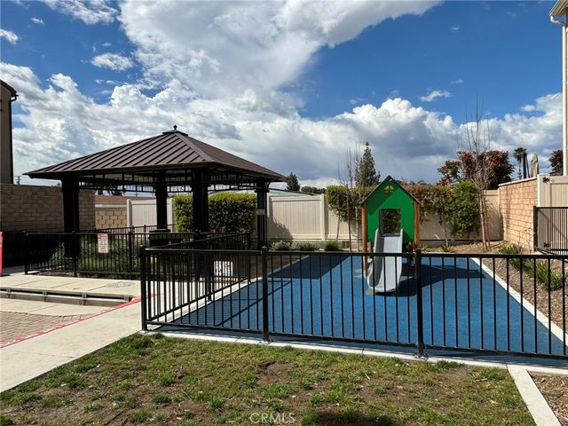 3827 Grant Street 54, Corona, CA 92879