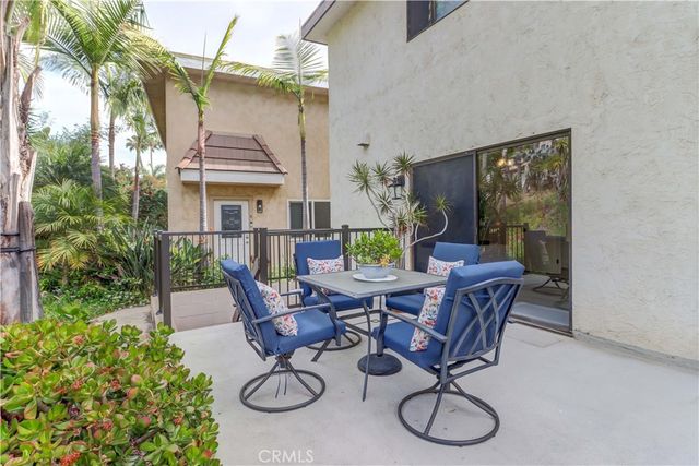 4570 Cove Dr A, Carlsbad, CA 92008