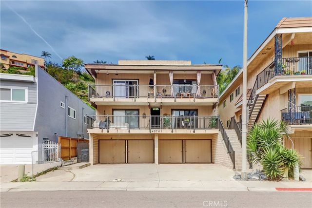 4570 Cove Dr A, Carlsbad, CA 92008
