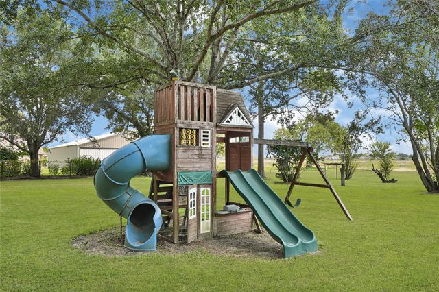 45 E Kitty Hawk Street, Richmond, TX 77406