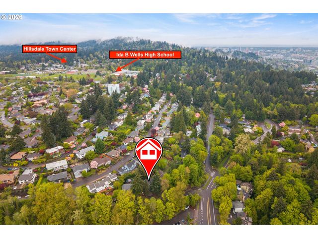 735 Sw CALDEW Dr, Portland, OR 97219