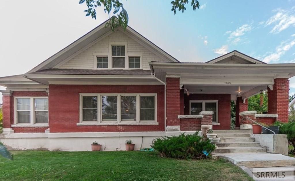Image 3 of property listing at 1265 Canal, Idaho Falls, ID 83402