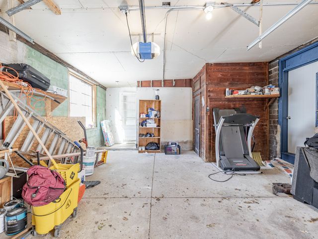 210 Southgate Avenue, Chicago Heights, IL 60411