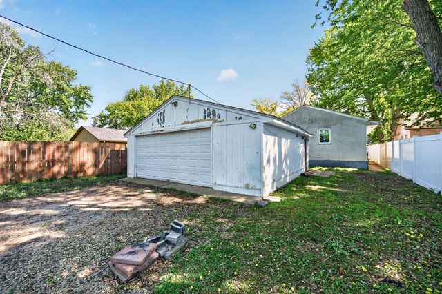 2519 3rd Avenue E, North Saint Paul, MN 55109