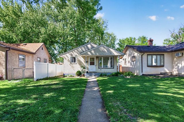 2519 3rd Avenue E, North Saint Paul, MN 55109