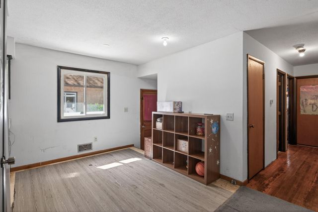 2519 3rd Avenue E, North Saint Paul, MN 55109