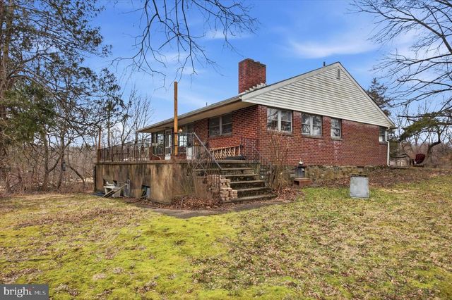 5345 W CHESTER PIKE, Newtown Square, PA 19073