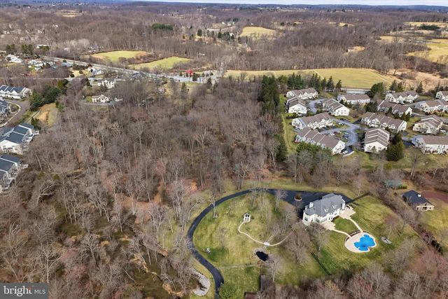 5345 W CHESTER PIKE, Newtown Square, PA 19073