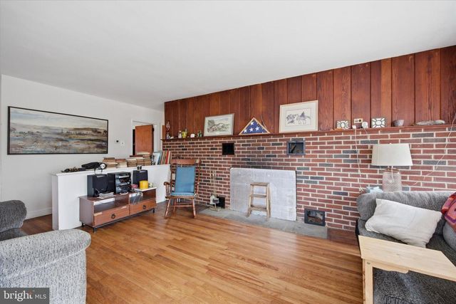 5345 W CHESTER PIKE, Newtown Square, PA 19073