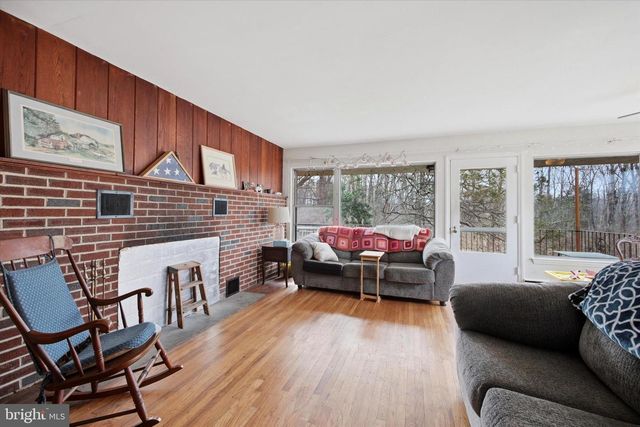 5345 W CHESTER PIKE, Newtown Square, PA 19073