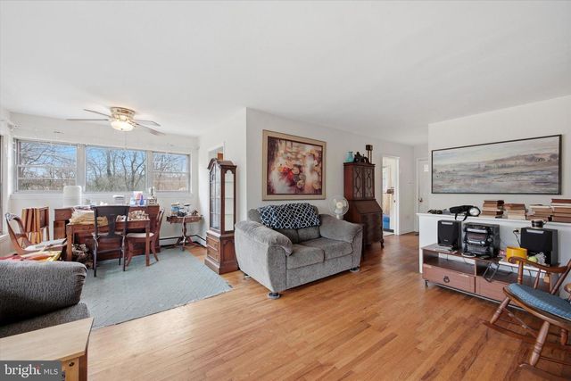 5345 W CHESTER PIKE, Newtown Square, PA 19073