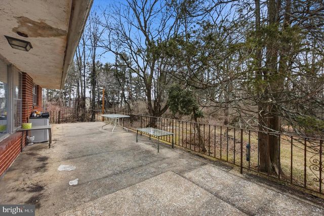 5345 W CHESTER PIKE, Newtown Square, PA 19073