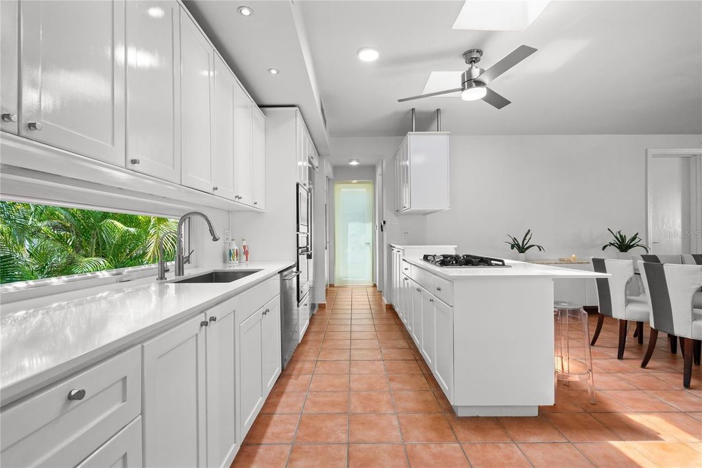 Image 10 of property listing at 388 DORADO BEACH EAST, Dorado, PR 00646