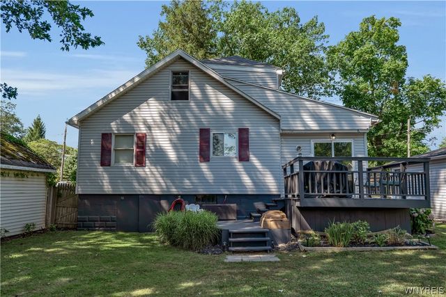 655 Sandy Avenue, Evans, NY 14006
