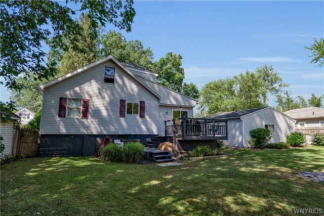 655 Sandy Avenue, Evans, NY 14006