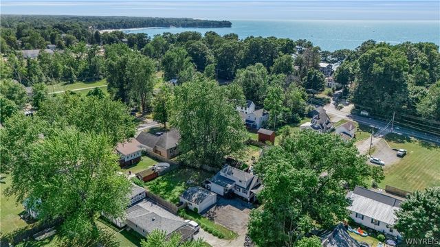 655 Sandy Avenue, Evans, NY 14006