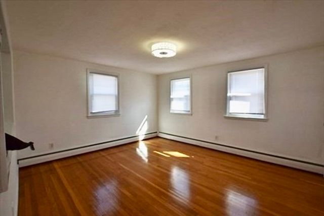 15 Jewett St, Quincy, MA 02169